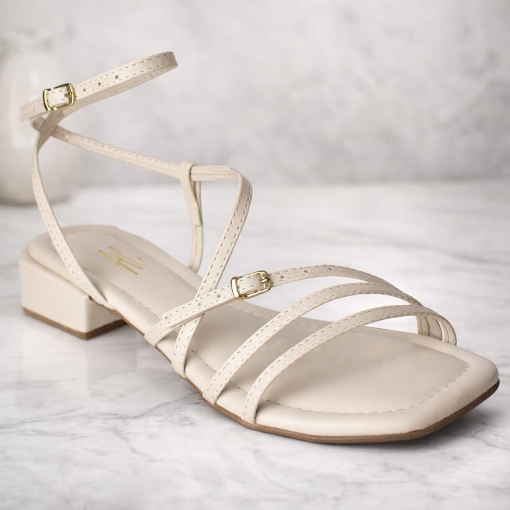 Sandália Feminina Off White Salto Baixo Confortável Leve e Elegante Tiras Finas Casual Promoção AC