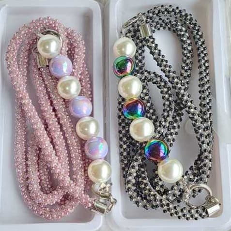Cordão de Celular Elegante Longo com Perolas e Cristais Cordinha Alça Transversal Forte Segurança EVITA QUEDA