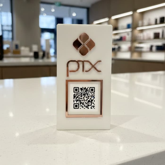 Placa Pix Branca Em Ácrilico Espelhado Pagamento QrCode Display De Mesa