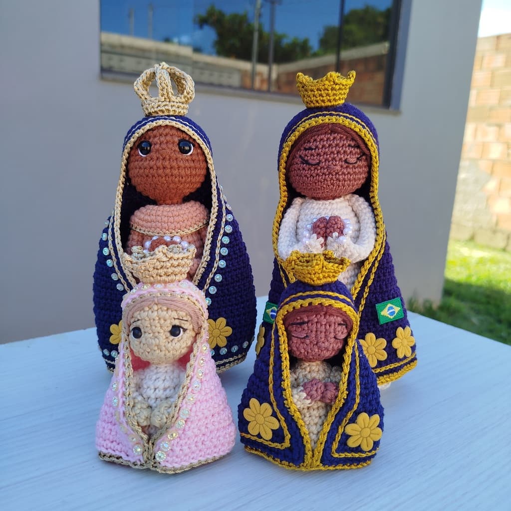 Nossa Senhora Aparecida em amigurumi, crochê, santinha, padroeira