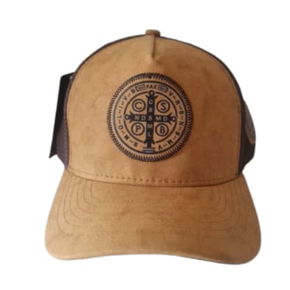 Boné Agro Farm Medalha de São Bento – Proteção Clássica