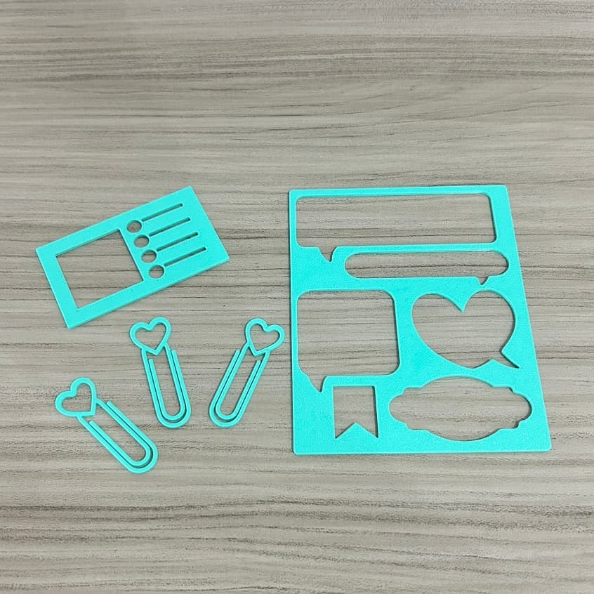 Kit Papelaria Estilo Bullet Journal - Stencils, Clipes Corações e Marcadores Fofos!