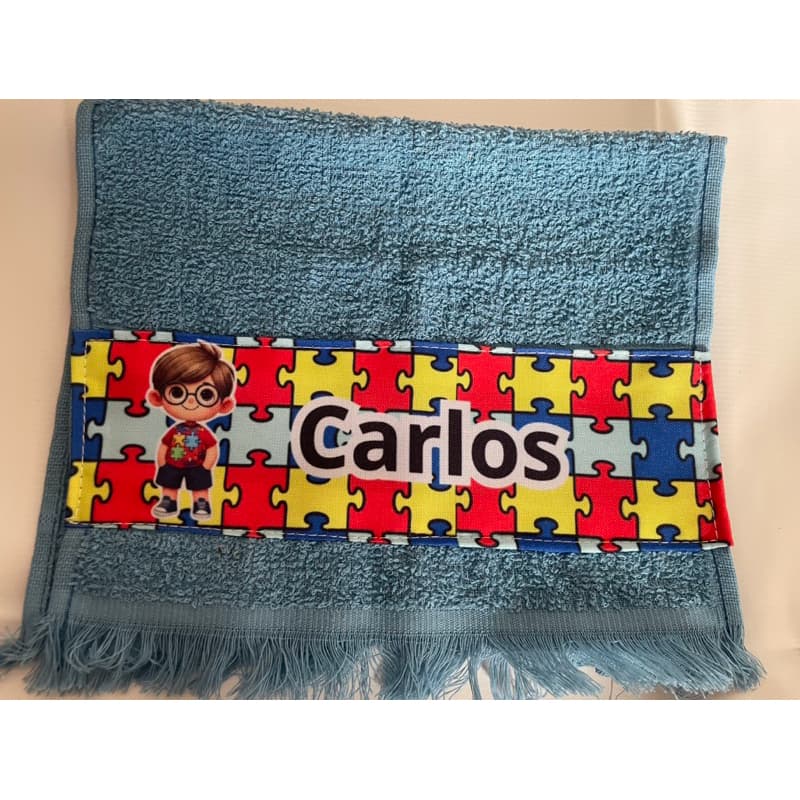 duas toalhinhas de boca personalizada com nome e tema desejado