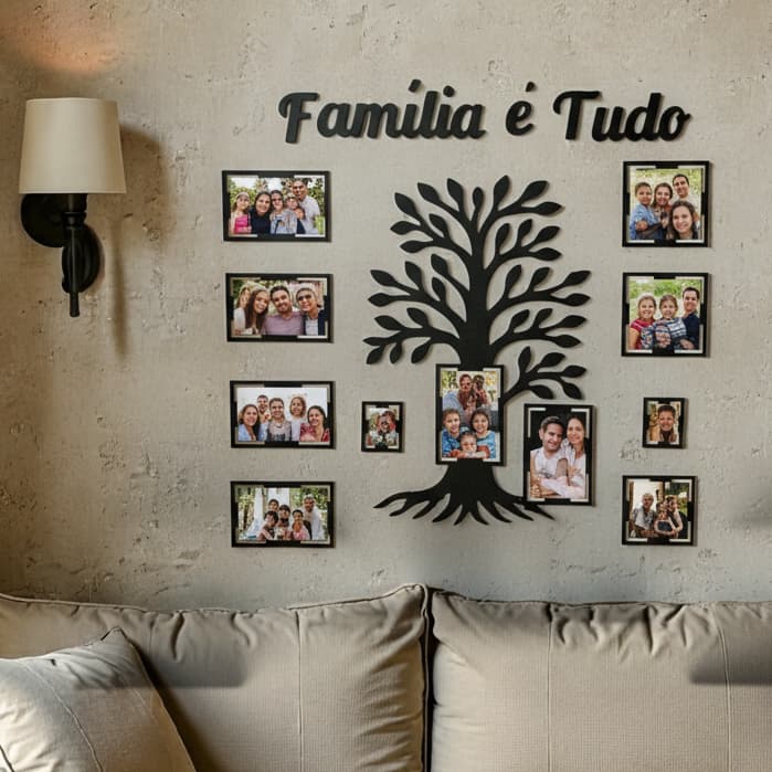 Painel Decorativo - Família é Tudo com Molduras para Fotos