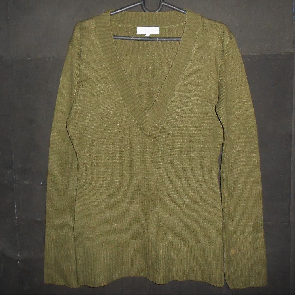 Blusa de frio verde militar feminina estilo sueter cardigan cacharrel usada Tam. GG