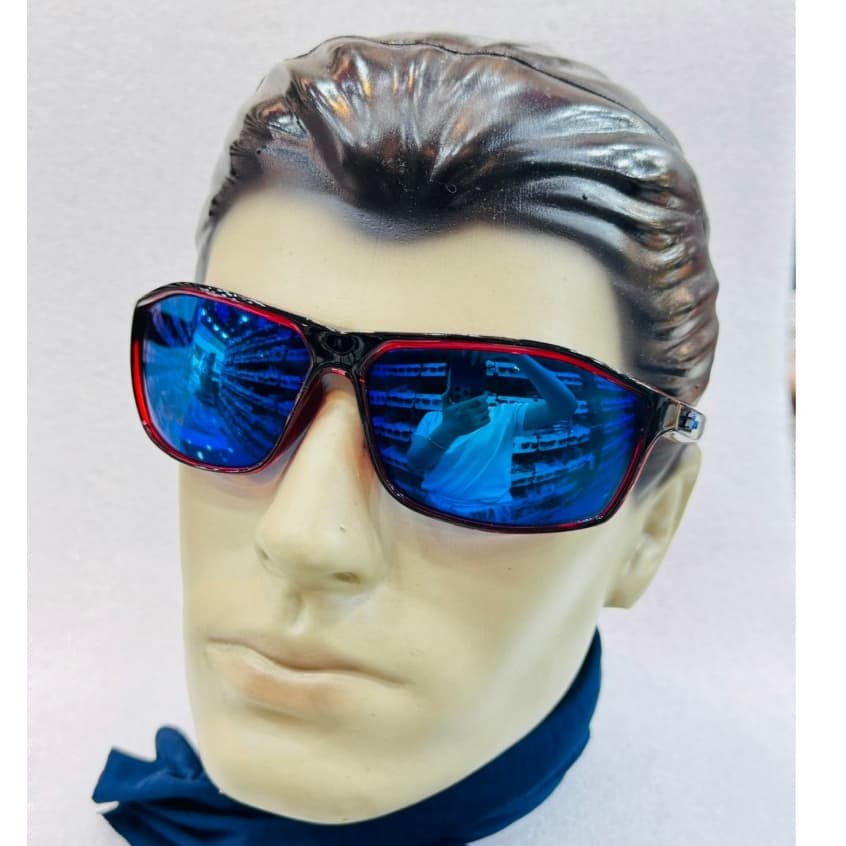 Oculos de sol esportivo