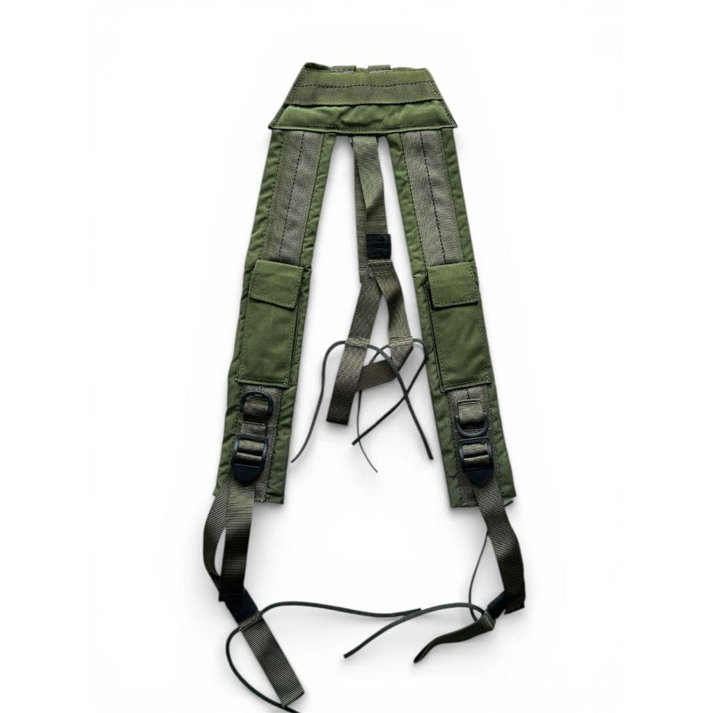 Suspensório com bolso verde oliva
