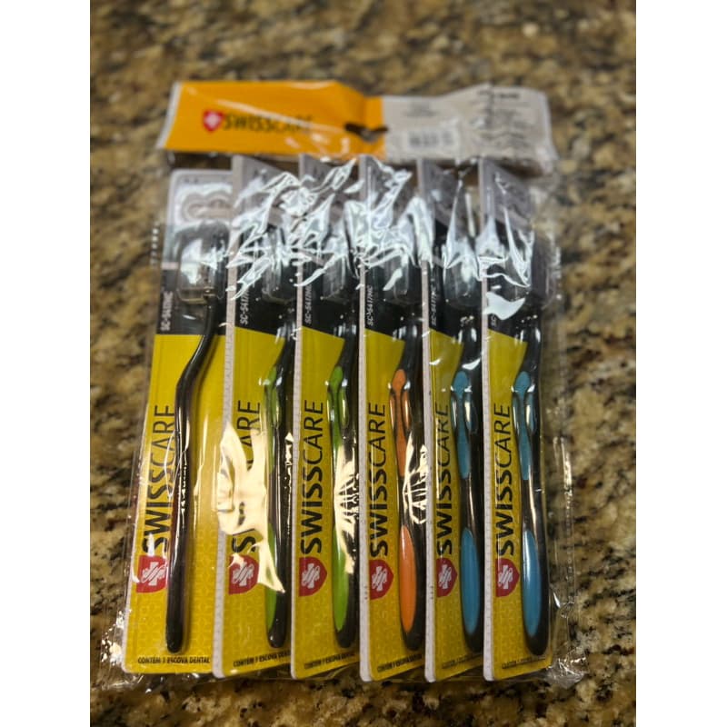 Escovas de dente SwissCare macia / pacote com 12 unidades