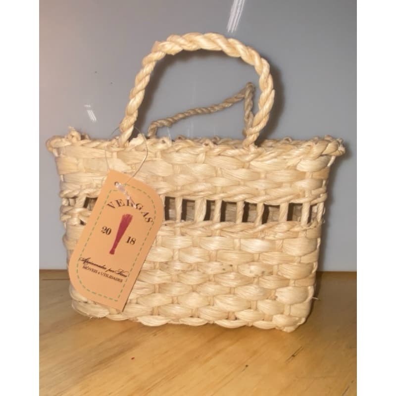 sacola de palha   bolsa de palha  bolsinha para  lembrancinha