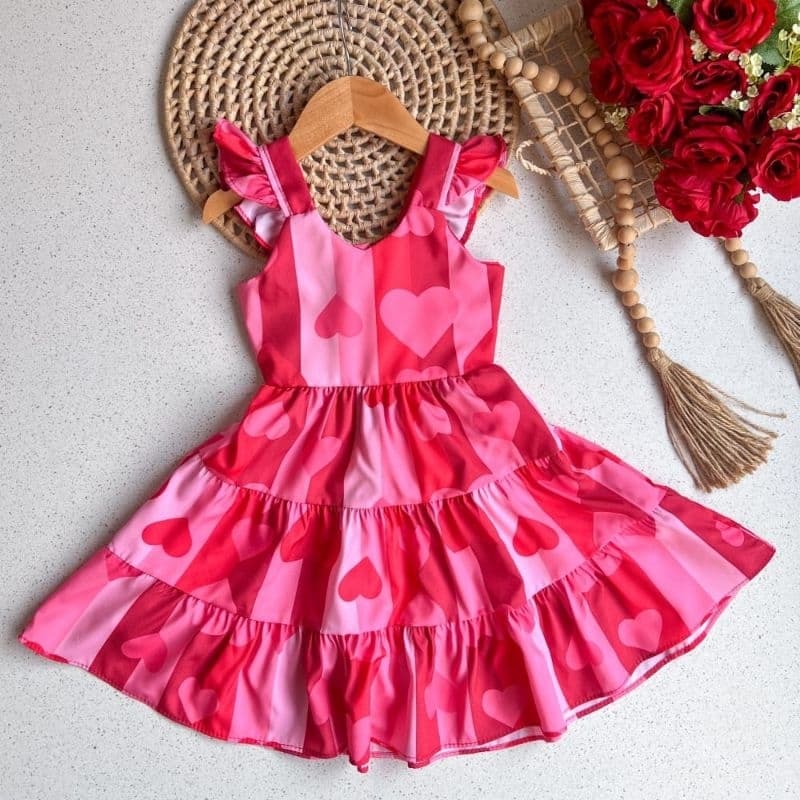 Vestido Infantil Menina Vermelho e Rosa Estampa Corações Luxo