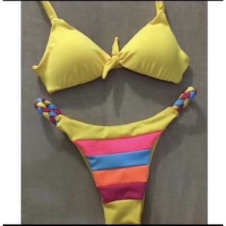 Biquíni nó amarelo com calcinha colorida trancinha com bojo removível