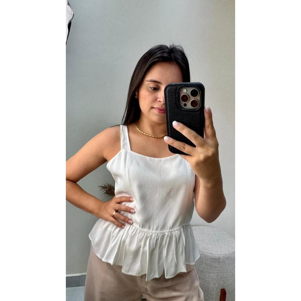 Blusa Ajustável ao corpo Rebeca