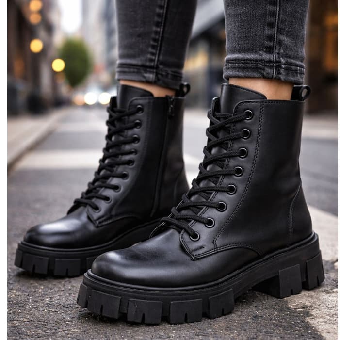 Bota Coturno Feminino Cadarço Tratorada Blogueira Estilosa Inverno