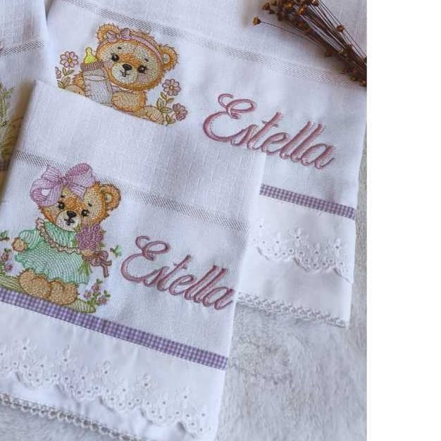 Kit Fralda luxo Mabber acabamento em bordado ingles ( boca e ombro)