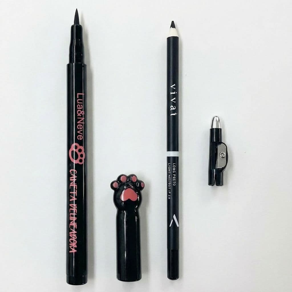 Kit Olhos Pretos Lápis com Apontador + Delineador Ponta Fina Traço Fino e Preciso