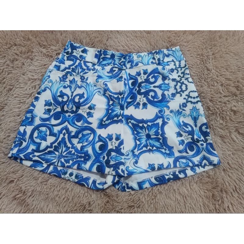 Bermuda feminina alfaiataria estampada