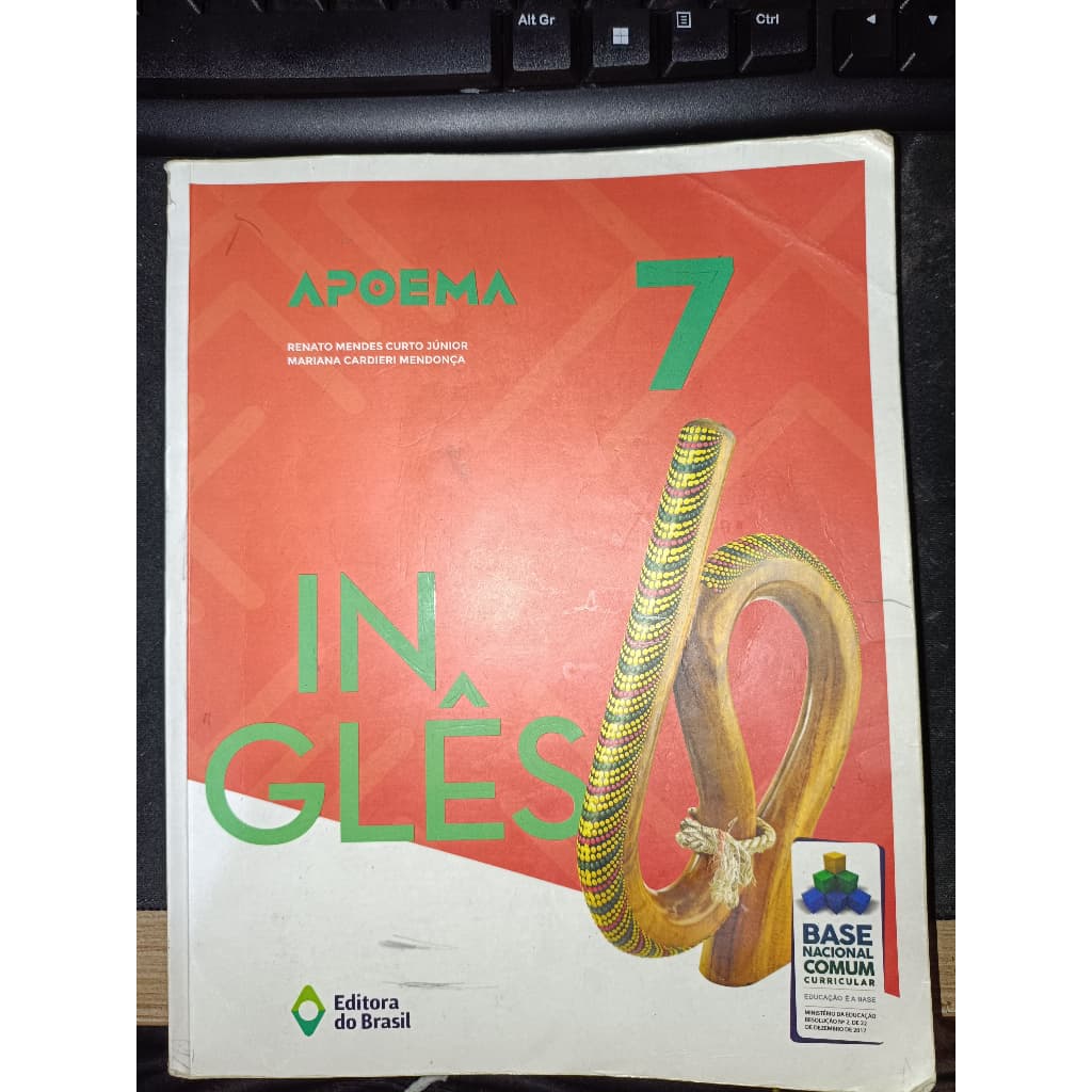 Apoema Inglês  7 Ano Livro Didático Usado em bom estado com respostas a lápis Editora Brasil