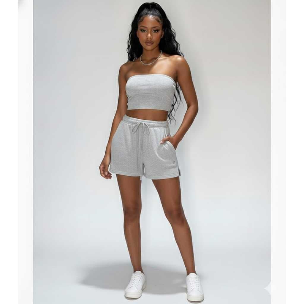 Conjunto Moletom Bermuda e cropet Estilo Streetwear