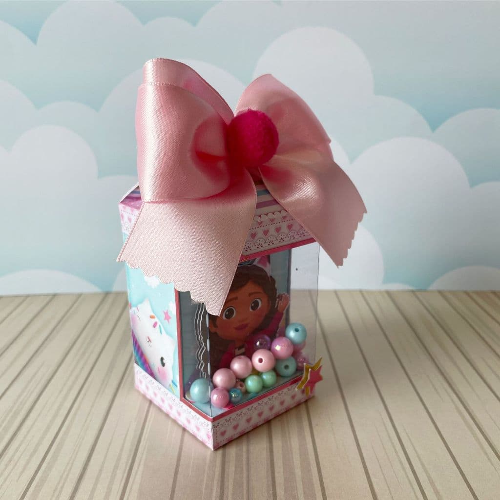 ✨ Caixa Milk Vitrine Luxo - Casa Mágica da Gabby - Papelaria Personalizada - Lembrancinha de Festa