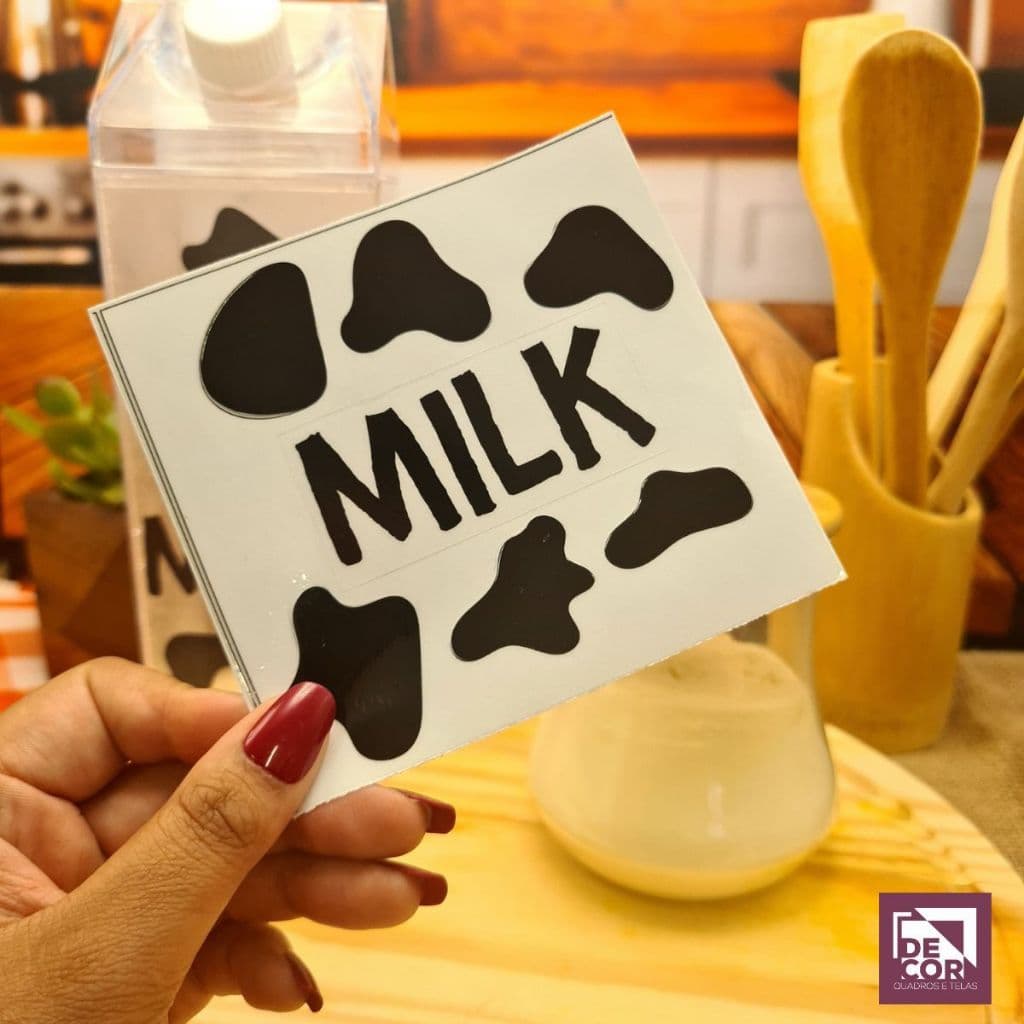 Adesivo Milk para Garrafa de Leite Estampa Vaca Etiqueta Decorativa Impermeável