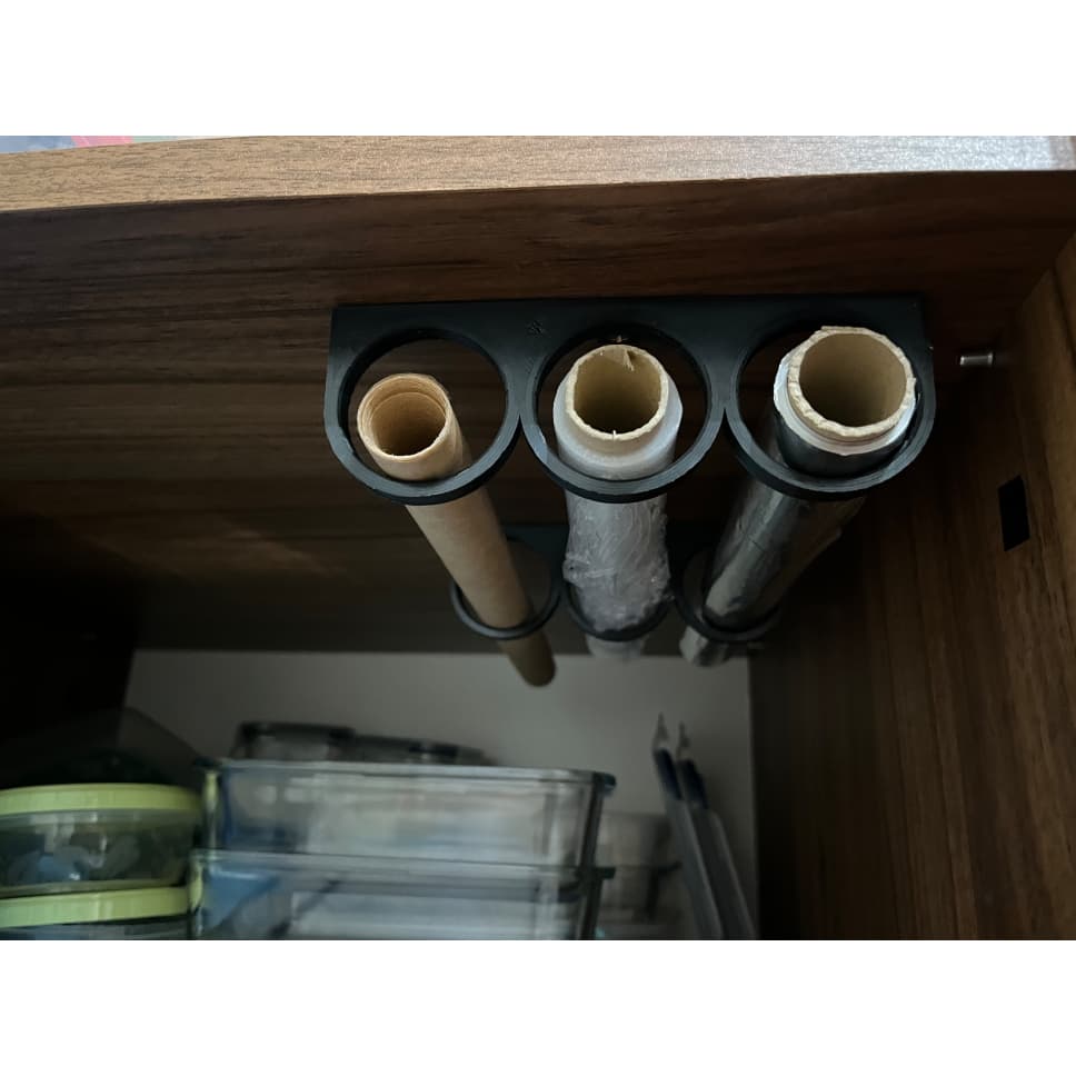 Suporte Organizador de Rolos – Praticidade, Aproveitamento de Espaço e Organização