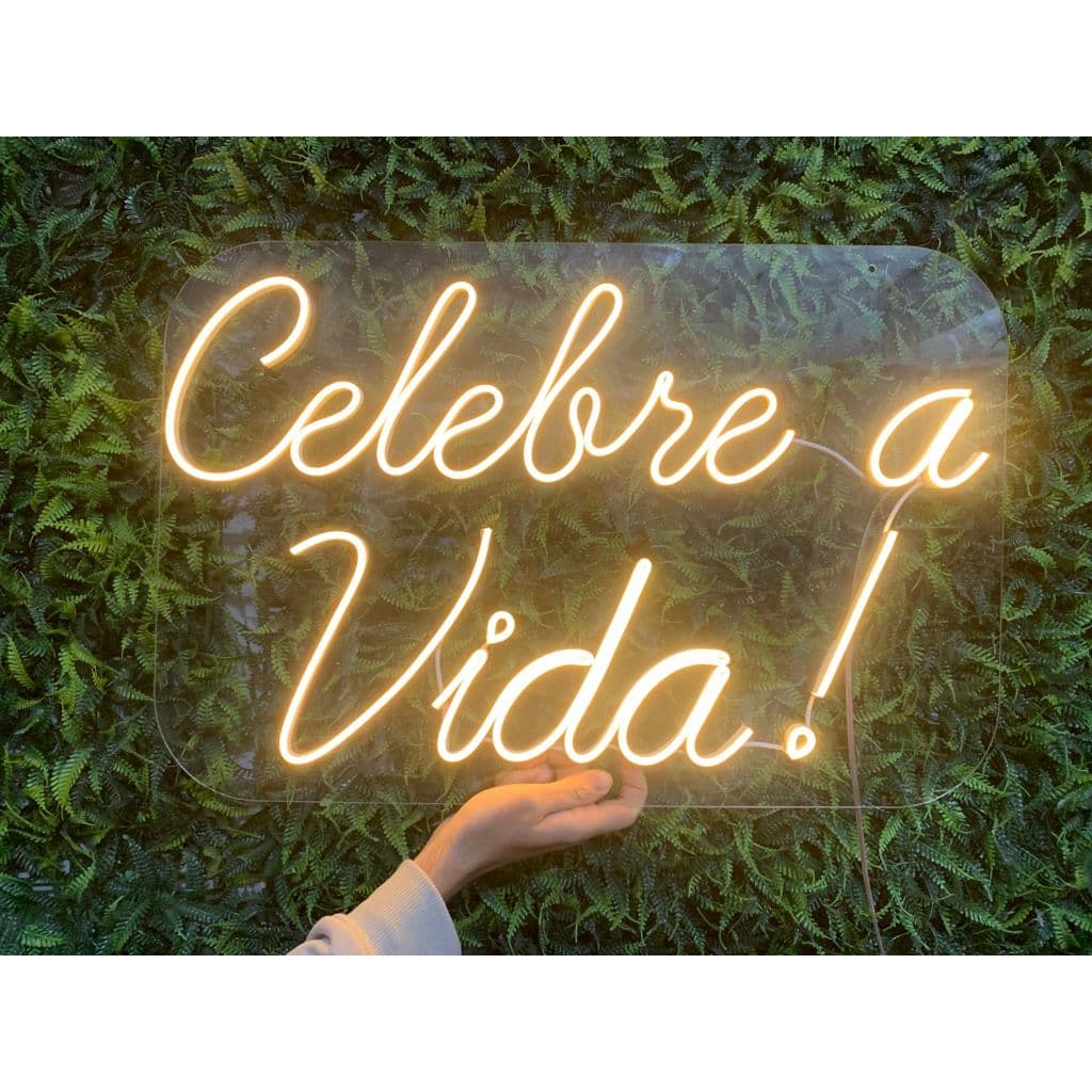 Painel Led Neon Letreiro Celebre a vida! Festas Aniversário Decoração