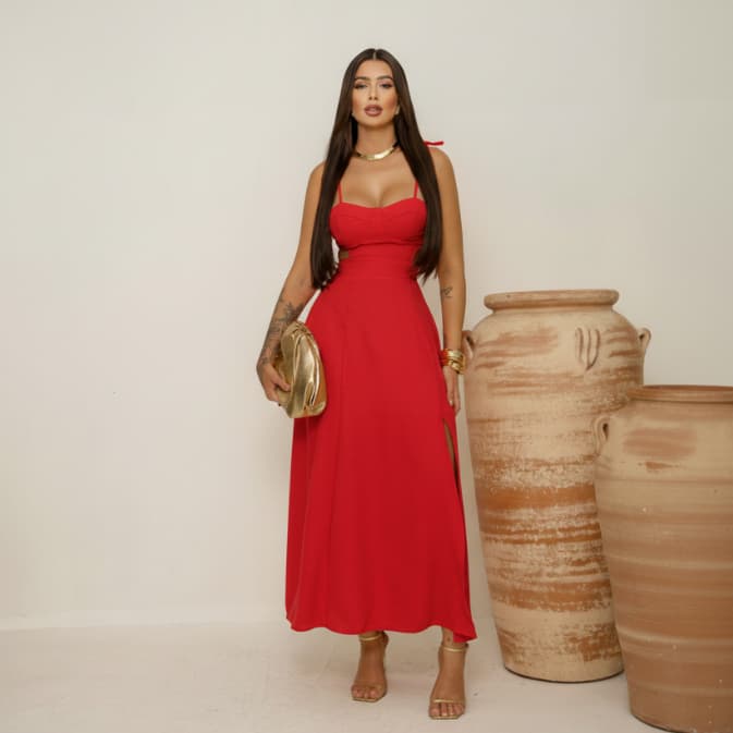 Vestido Feminino Longo Natalino de Alça Ajustavel Fenda frontal, Recorte Lateral e Costas Abertas