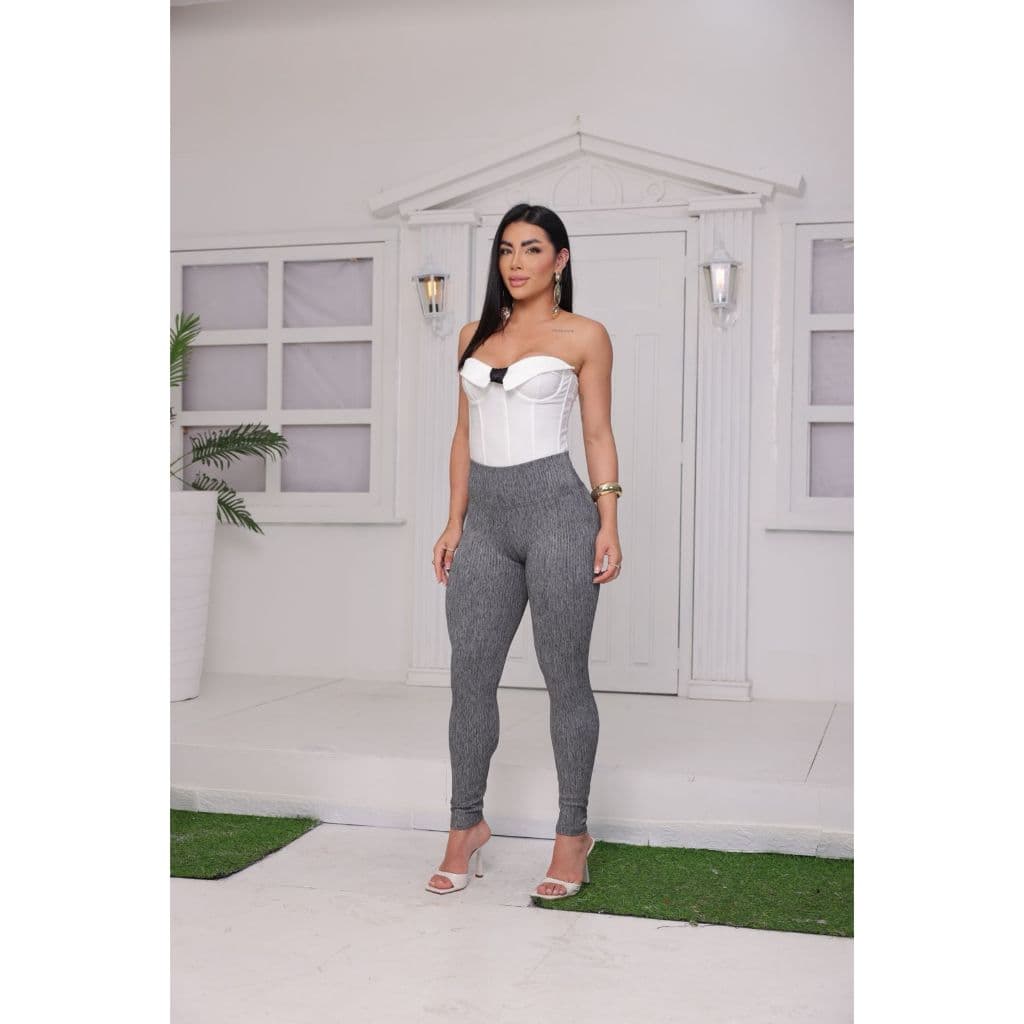 Calça Legging Feminina Canela 3D Listrada Cintura Alta Confortável