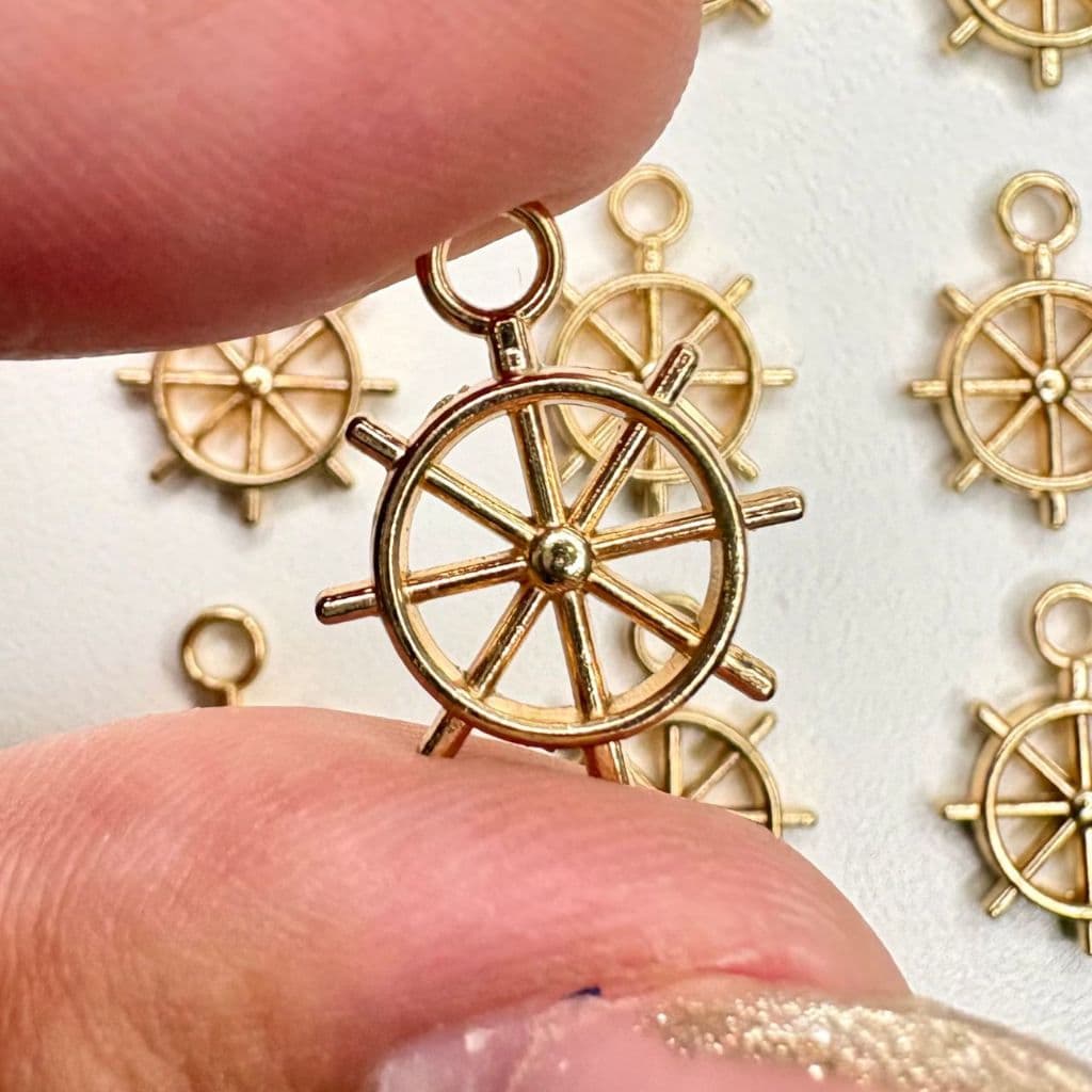 Kit 10 Apliques Mini Timão em Metal para Festa Marinheiro e Fundo do Mar Sereia