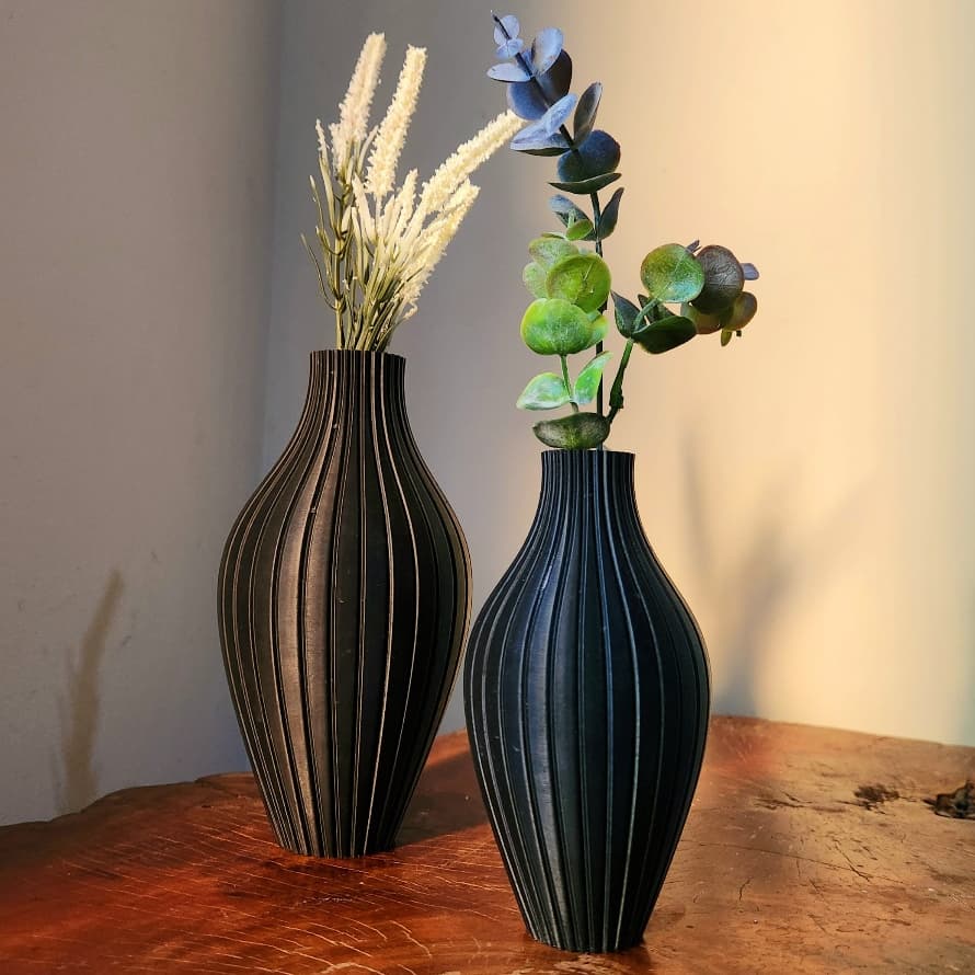 Enfeite Vasos Ondas Verticais Preto – Decoração de Mesa Sala e Rack, Elegante e Moderno