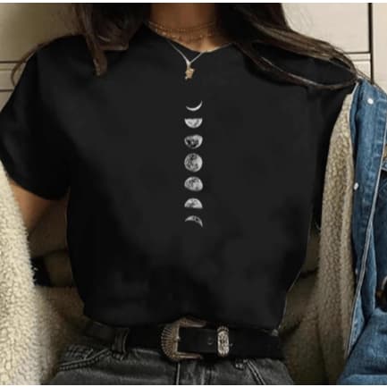 Camiseta Feminina Lua e Suas Fases Blusa estampada preta de algodão Promoção