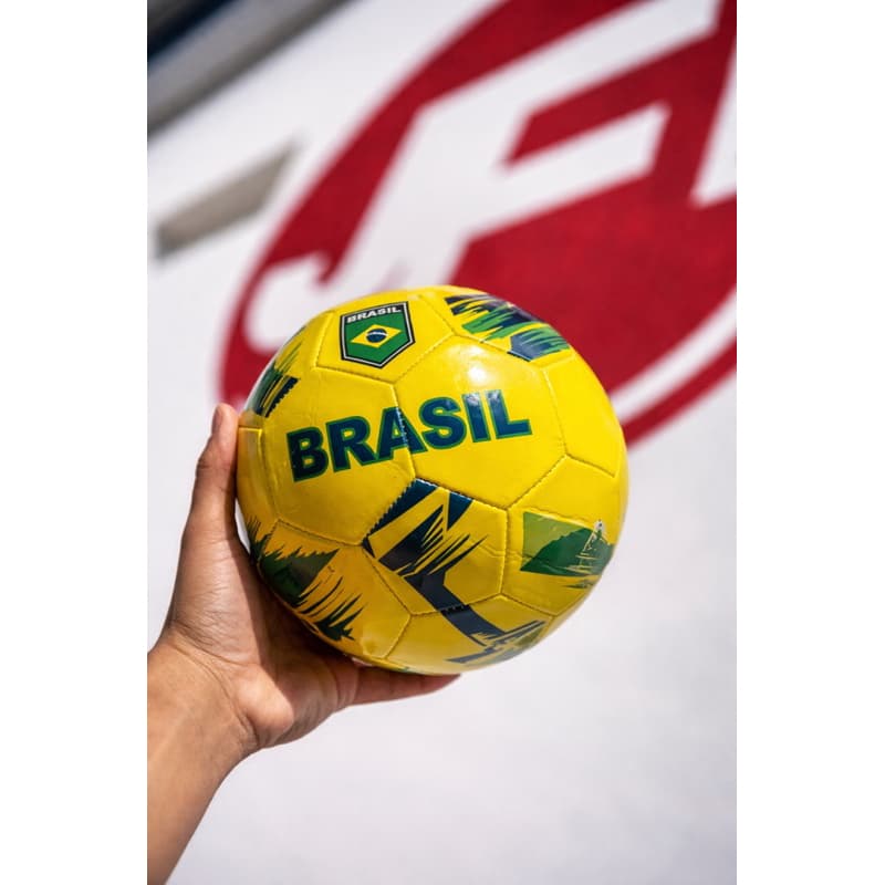 Bola De Futebol Brasil Semi Profissional ( Grande )