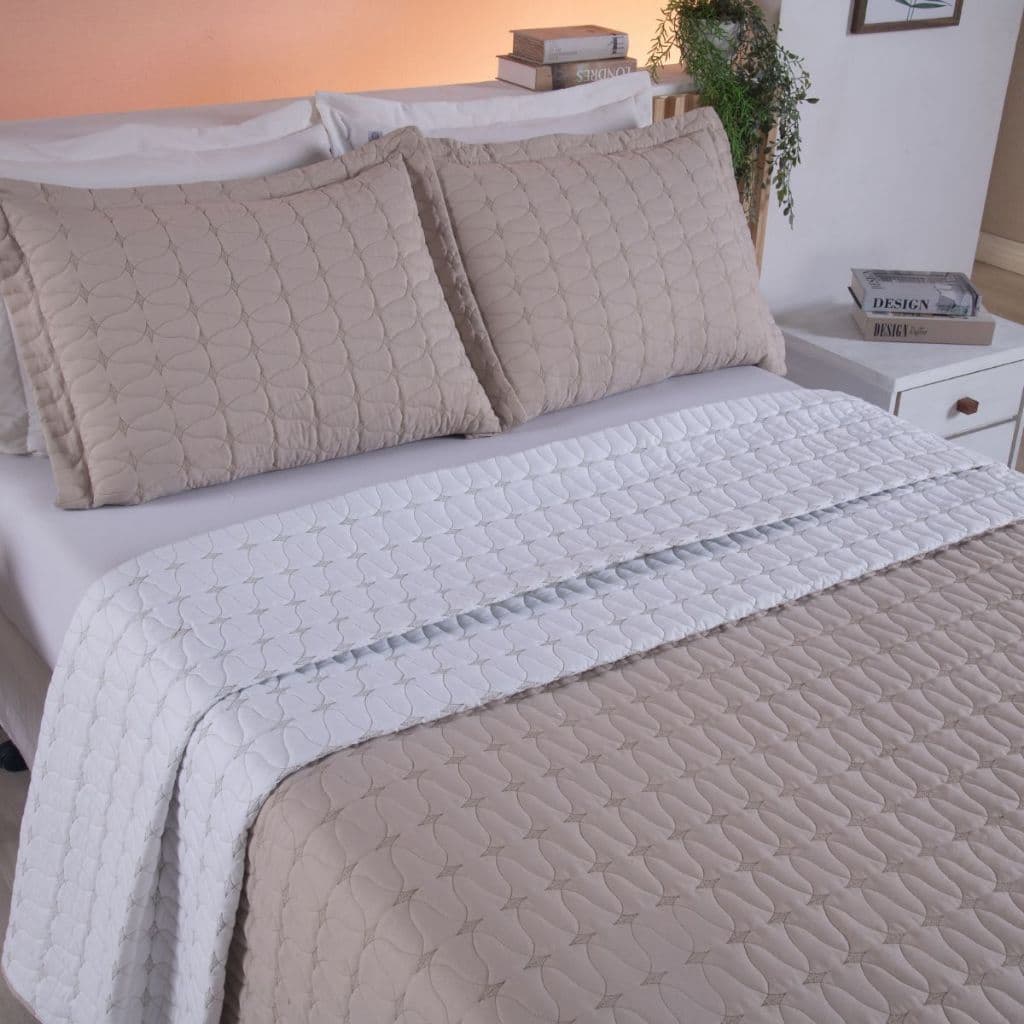 Cobre leito Hipercal 200 Fios Dupla Face Bordado com Debrum Casal / Queen / King / Solteiro Cristal