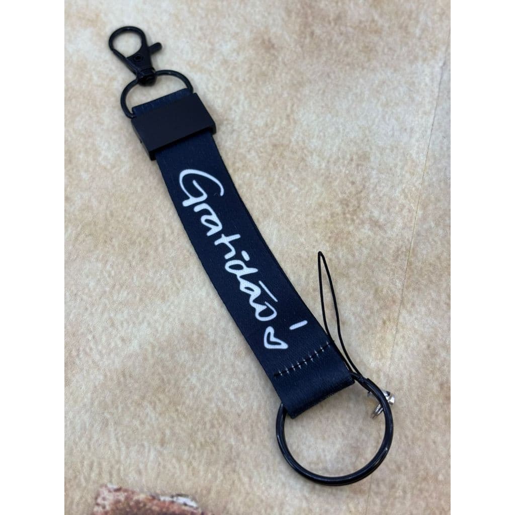 Chaveiro Gratidão preto com mosquetão