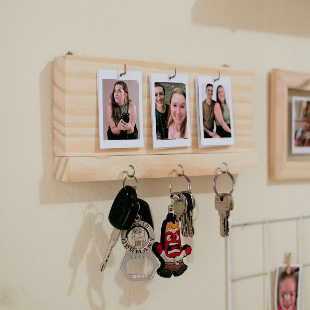 Porta Chaves De Parede Com Fotos - Incluso 3 ou 6 Fotos Impressas Presente Dia Dos Pais