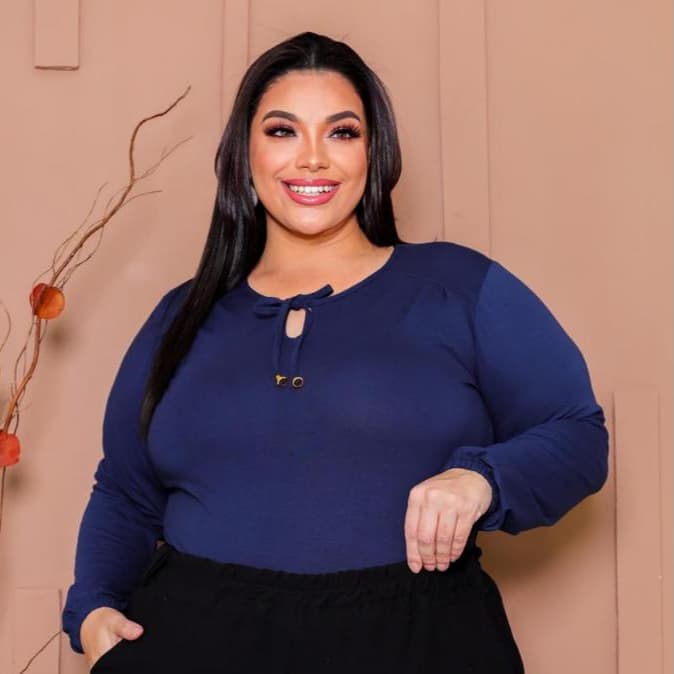 Blusa Plus Size Manga Longa Amarração Na Gola Feminina Manga Puff elegante Viscolycra Premium