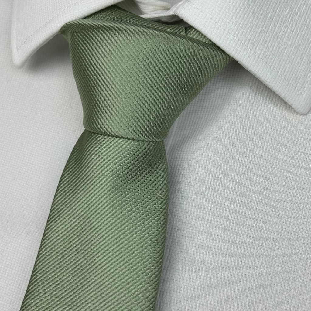 Gravata Verde Oliva Claro Abacate Masculina Slim e Semi Slim Riscadinha e Quadriculada