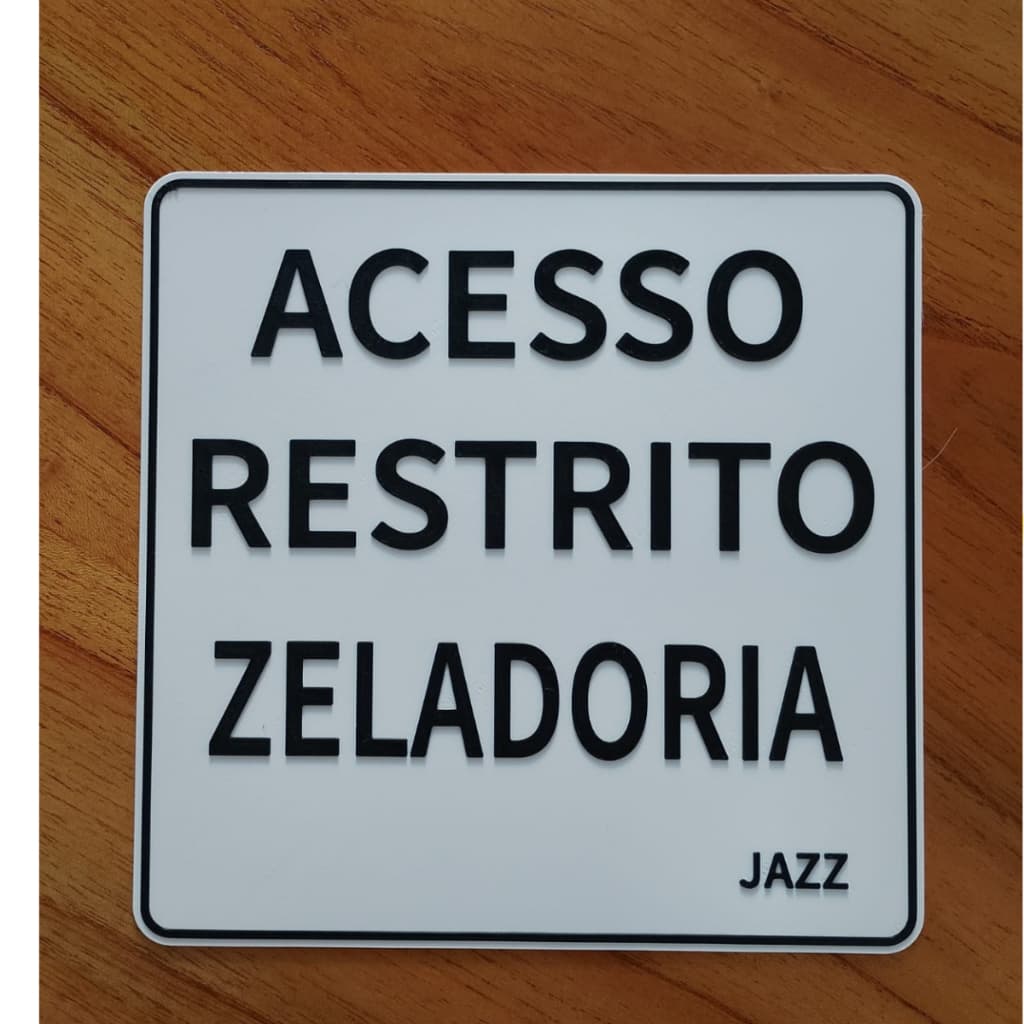 Placas 3D personalizadas, produzidas sob encomenda para diversas indicações e finalidades. Uma solução moderna, elegante
