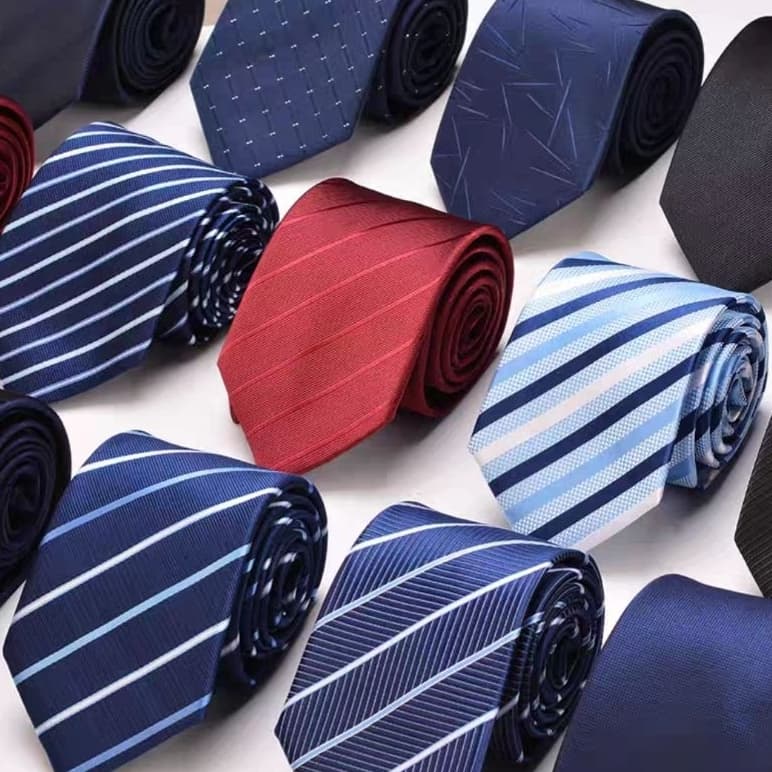 Kit Gravata Masculina com Lenço e Abotoaduras – Elegância para Todas as Ocasiões(7.5cm)