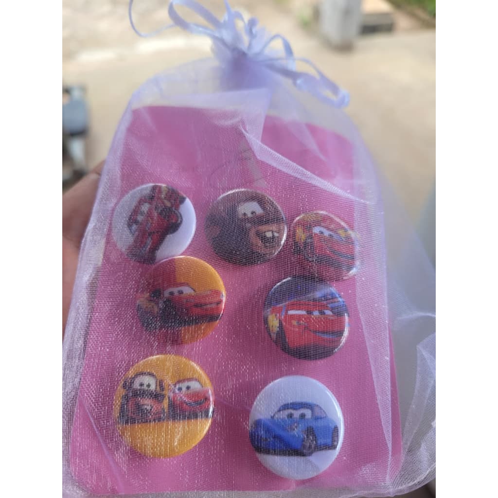 Kit 7 Bottons Carros Infantil 25mm Broches para Mochila Estojo Jaqueta com Brinde