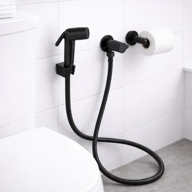 Ducha Higiênica Banheiro Chuveirinho Com Regulador Jato Preto Fosco Grafite Black 1/4 de Volta