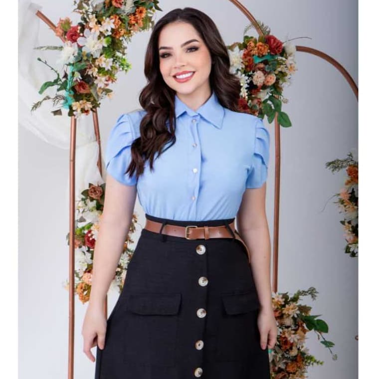 camisa elegante femenina corta en crepinho