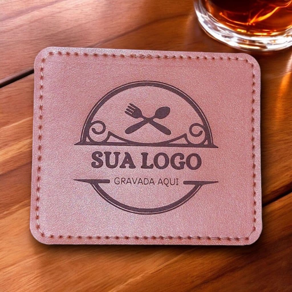 100 Apoio de Copo Retangular Couro Bolacha Cerveja Chopp Porta Descanso + Sua Logomarca Gravada