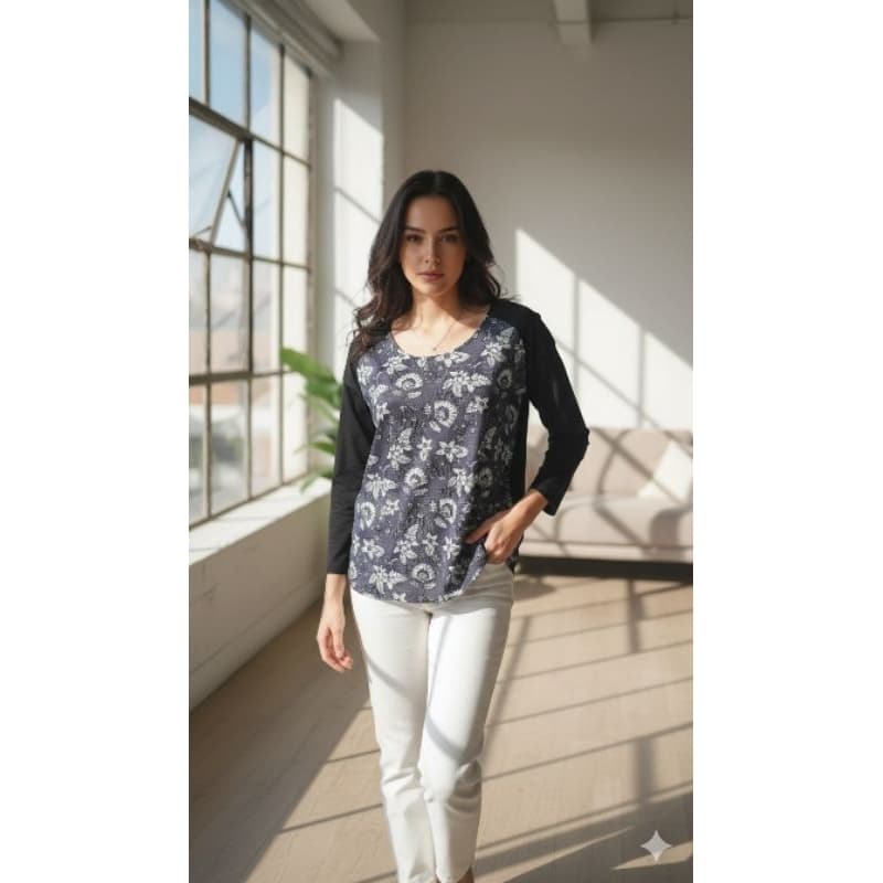 BRECHO Blusa Floral Marisa - Manga Longa (Tam G)