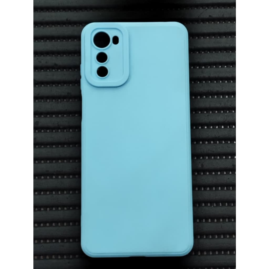 Capa para Celular - Motorola E32 - Borracha aveludada
