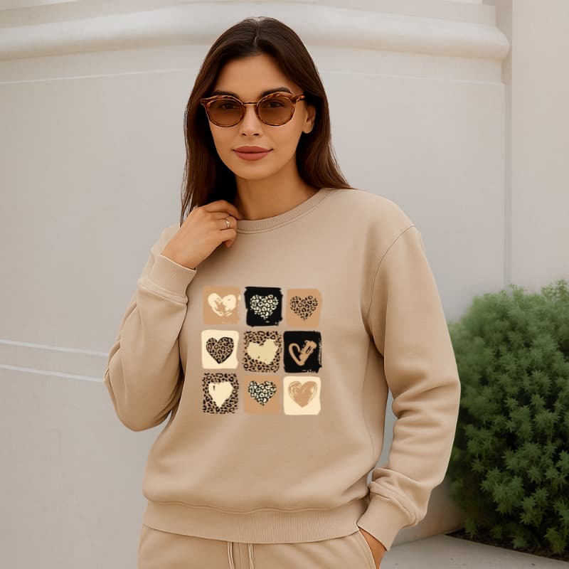 Blusa de Moletom Feminina Flanelado Quentinho Onça Coração Estampado