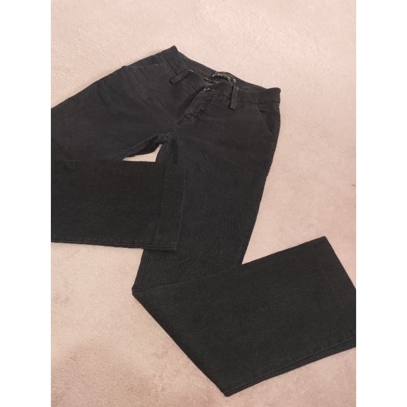 Calça masculina preta, veste 38