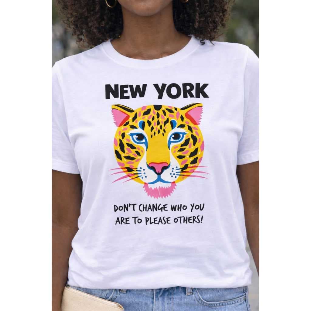 Camiseta Feminina Básica Onça New York Versátil Dia a Dia