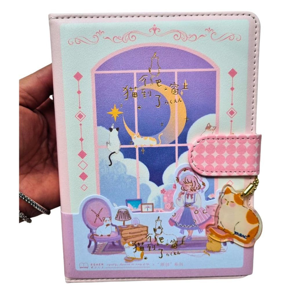 Caderno Luxo Menina Gatinho + Pingente Gatinho Acrílico - Papelaria Fofa
