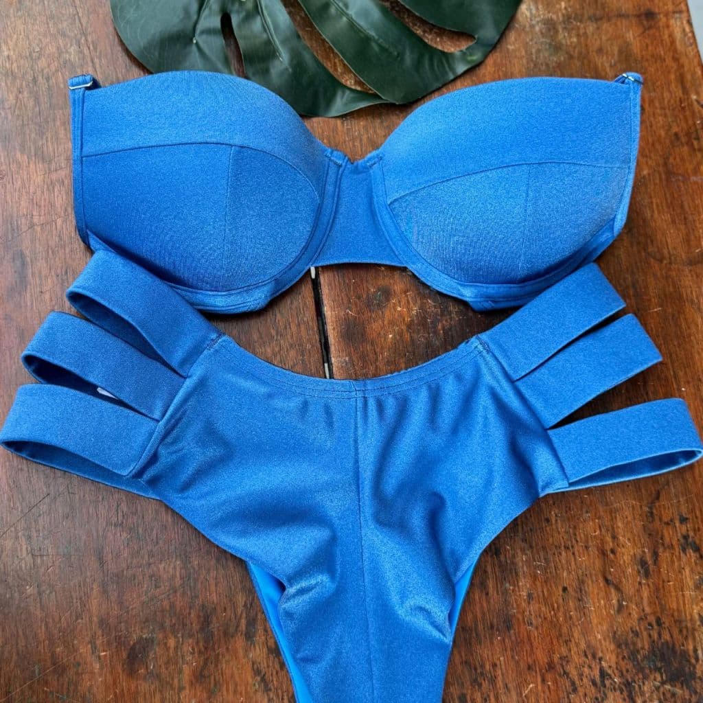 Biquíni Retrô Hot Pant Cintura Alta Sutiã Meia Taça
